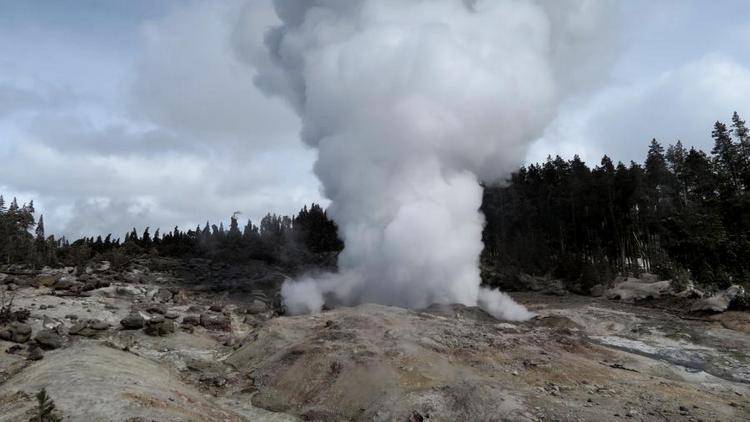 イエローストーンの歴史的な大噴火