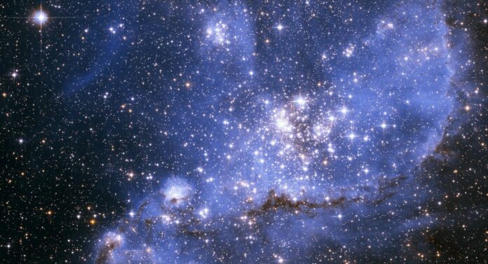 скупчення нейтронних зірок