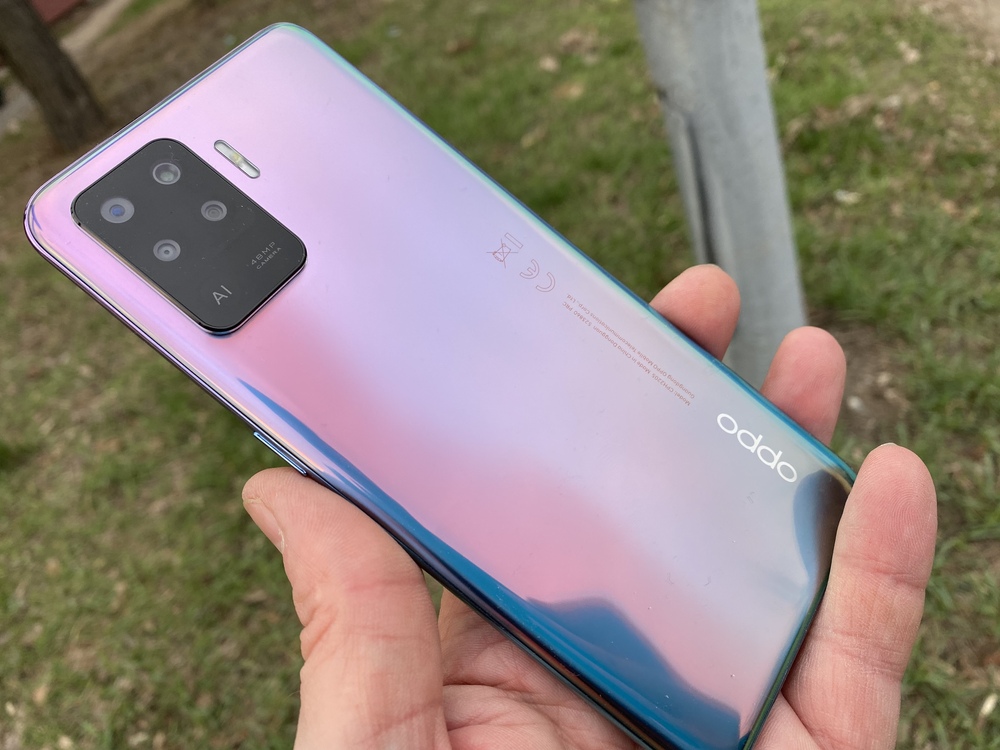 OPPO Reno5 ライト