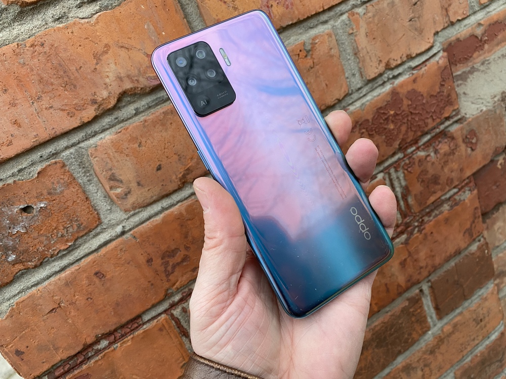 OPPO Reno5 Lite.