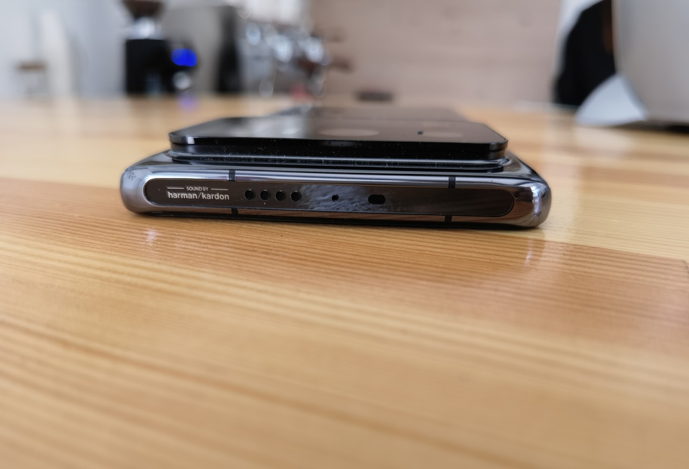 Огляд Xiaomi Mi 11 Ultra: потужний флагман від Xiaomi