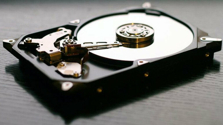 The supply of HDD drives was almost halved in 2022: TOP-3 manufacturers