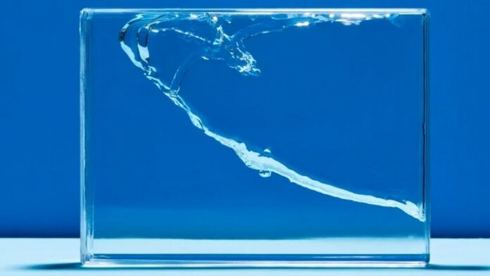 unknown phase of liquid in glass