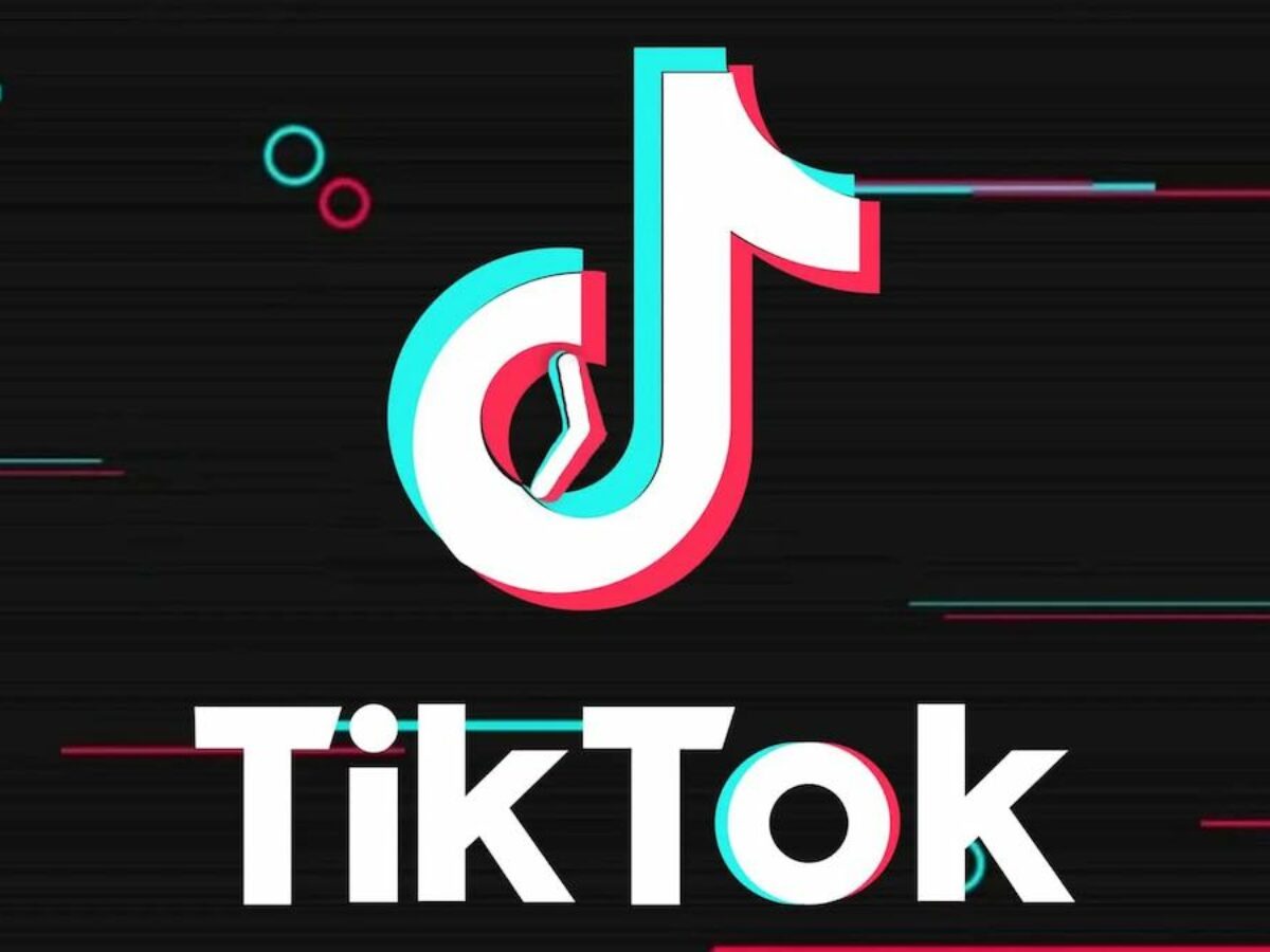 TikTok se stal nejpopulárnější aplikací sociálních médií na světě a předběhl Facebook