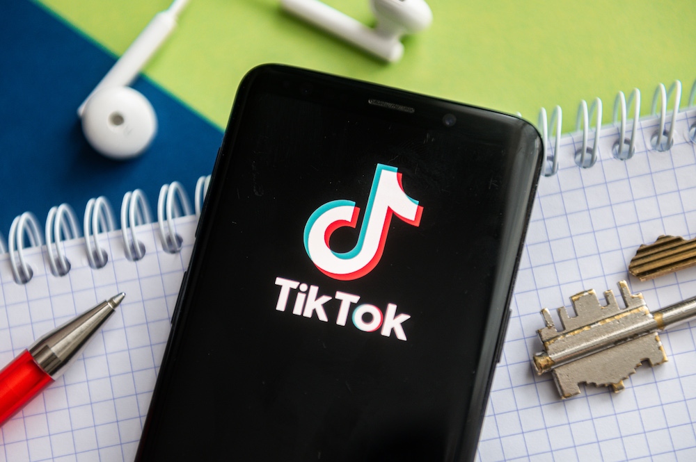 Tiếp tục TikTok