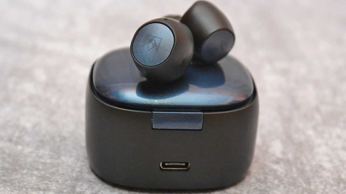 Noble Falcon 2 earphones review: Riding the waves of audiophile