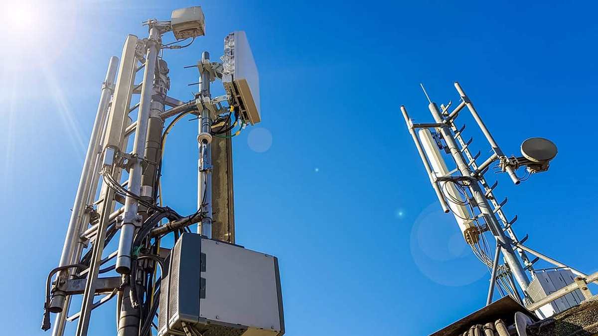 5G towers 5G towers