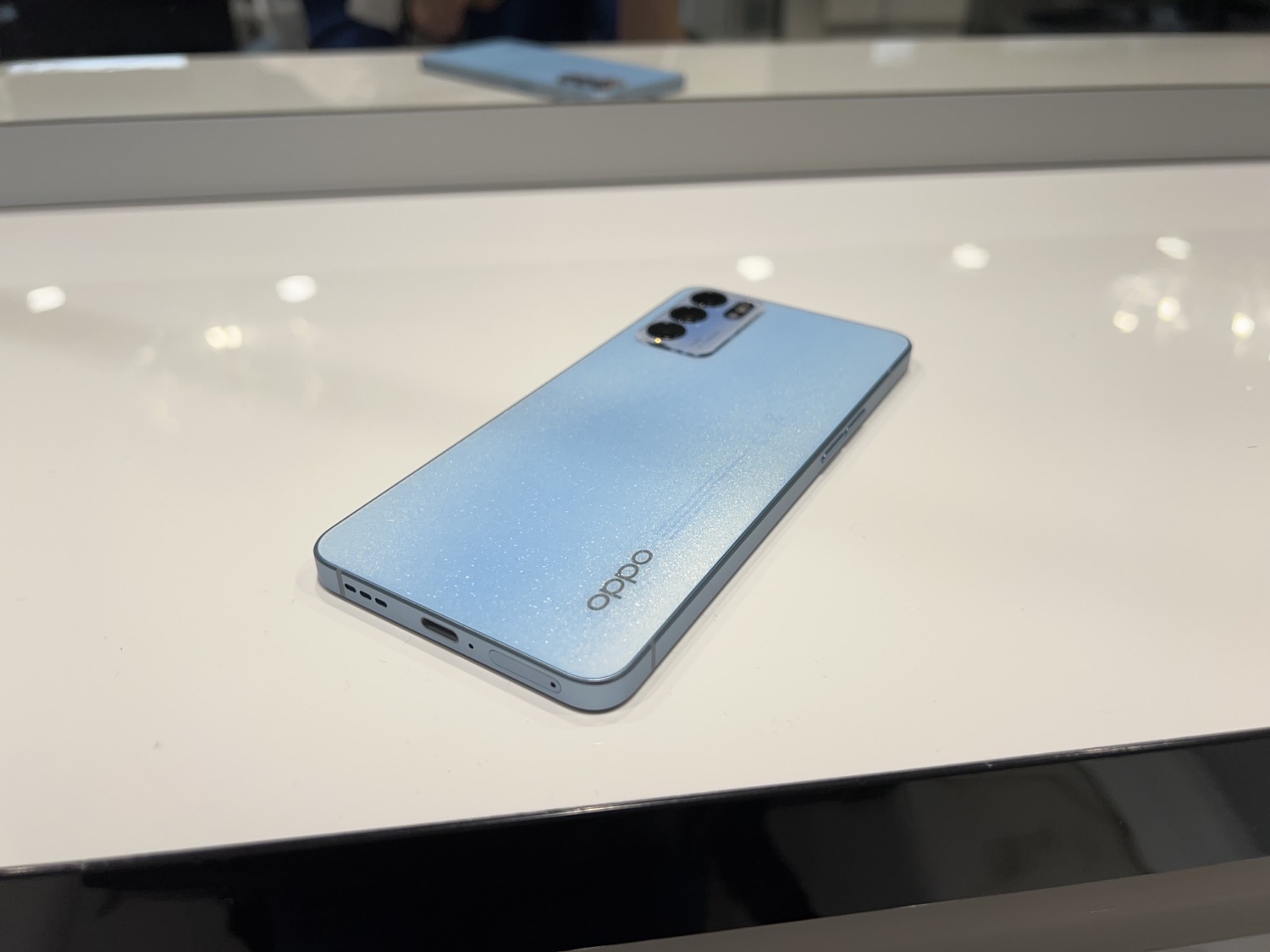 Oppo Reno 6 Фото