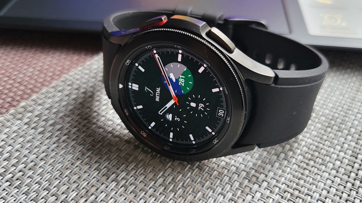 Samsung Galaxy Watch4 が One UI 5 Watch へのアップデートを開始 ...