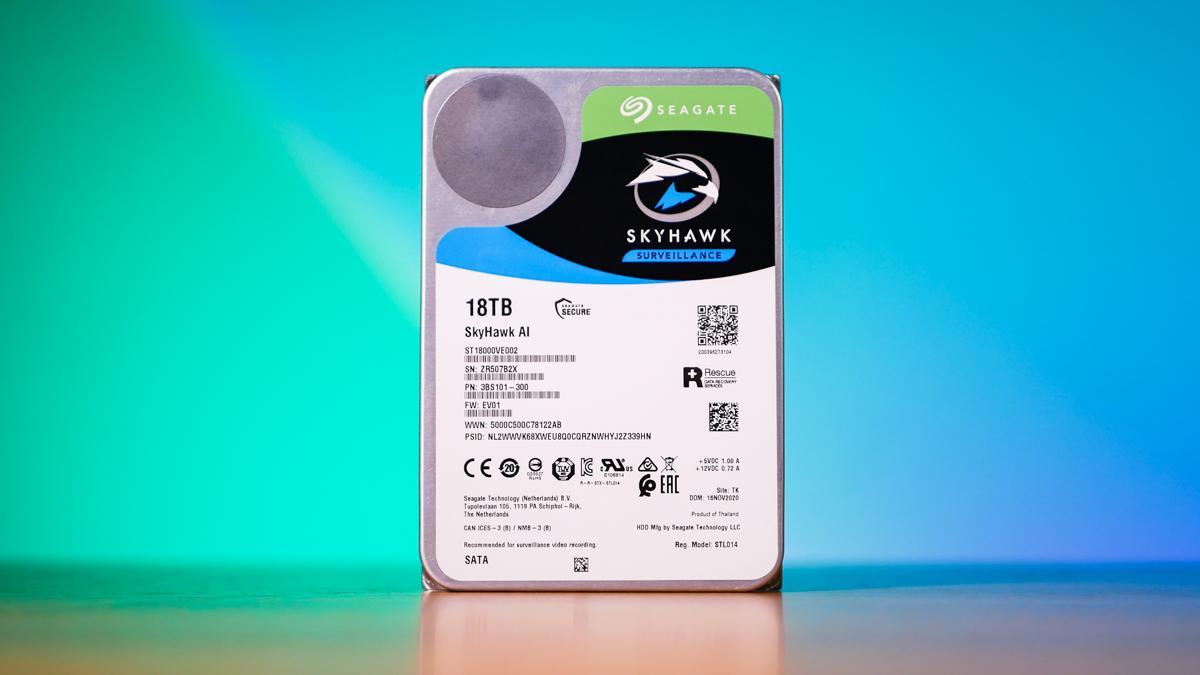 C ai 18. Seagate Skyhawk 5400. Seagate Skyhawk 16tb. Seagate Skyhawk 16tb проводник. Tb18.