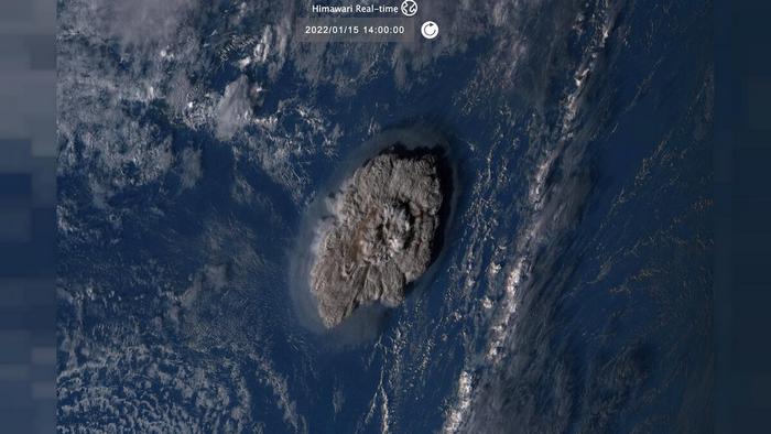 Виверження вулкана Тонга з космоса