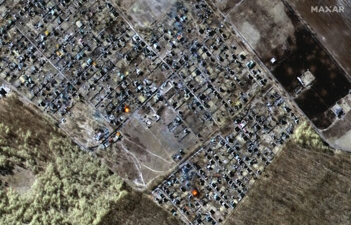 Bombardowanie Kijowa na zdjęciach satelitarnych