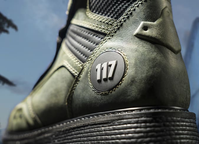 Halo X Wolverine boot up close