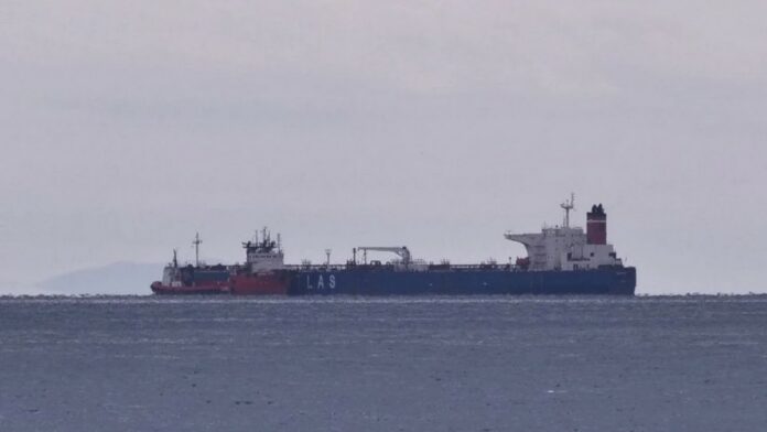 greece-russian-tanker-sanctions-02 (2)
