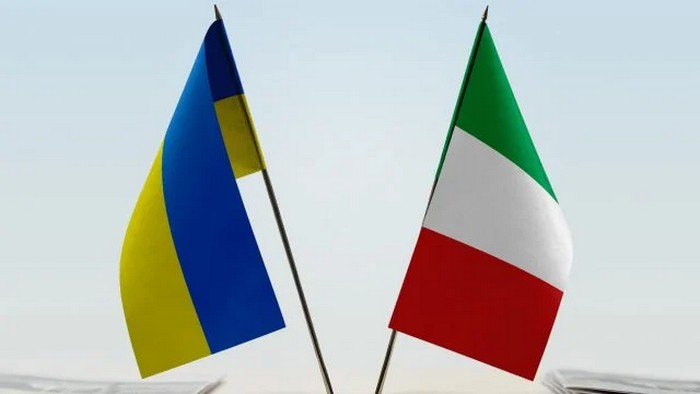 Італії згодна постачати зброю в Україну
