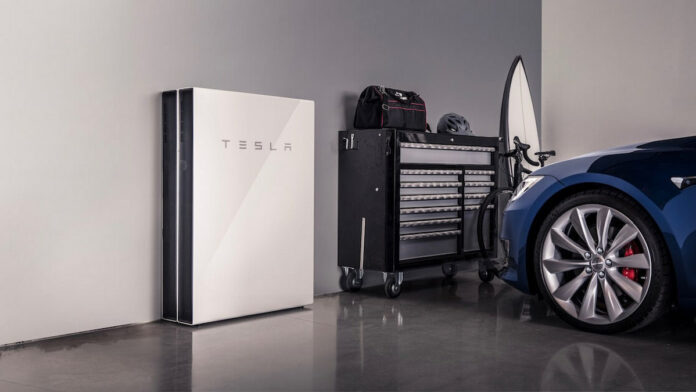 Tesla Power vegg
