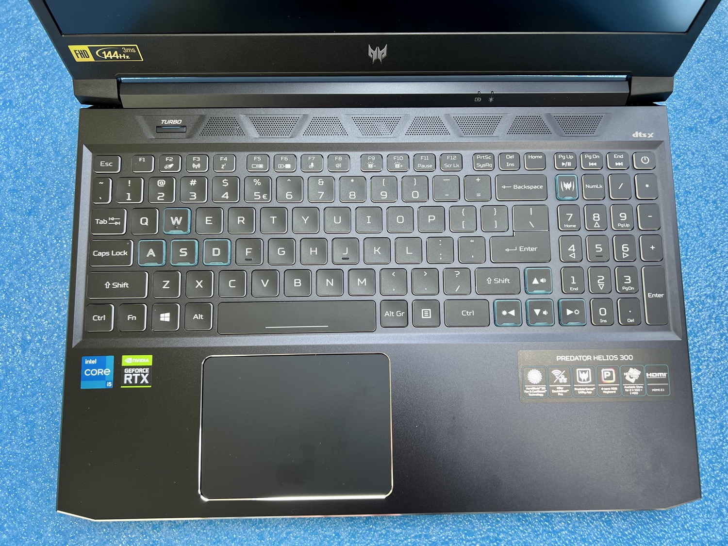 Acer 약탈자 헬리오스 300