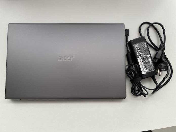 Acer Swift X 16 08