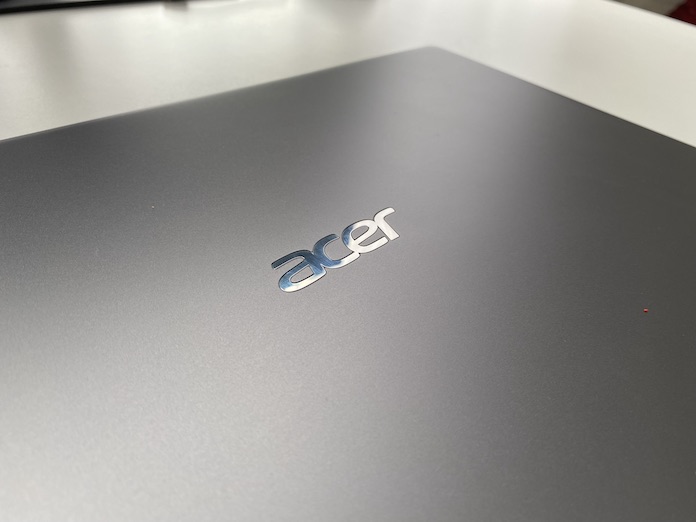 Acer Swift X 16 09