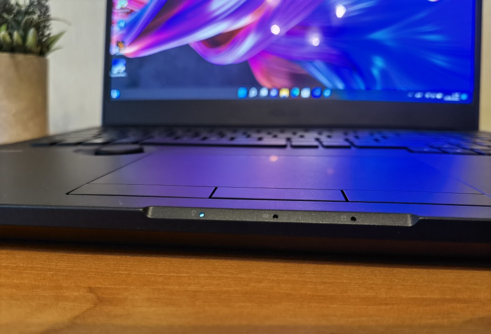 ASUS ProArt Studiobook Pro 16 OLED 