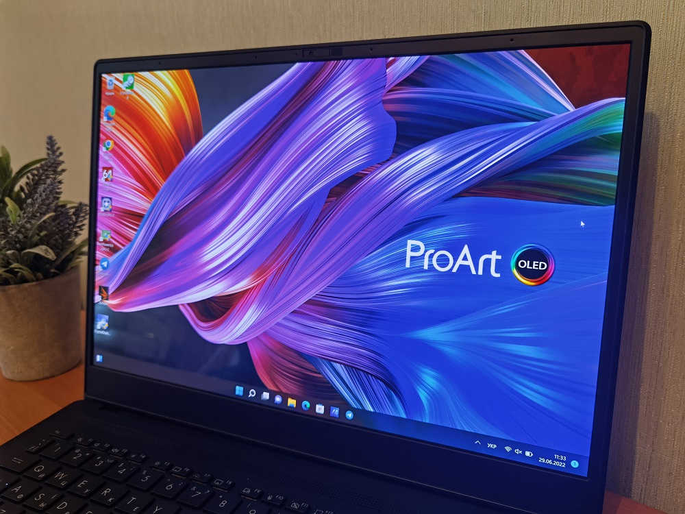 ASUS Proart StudioBook Pro 16 OLED