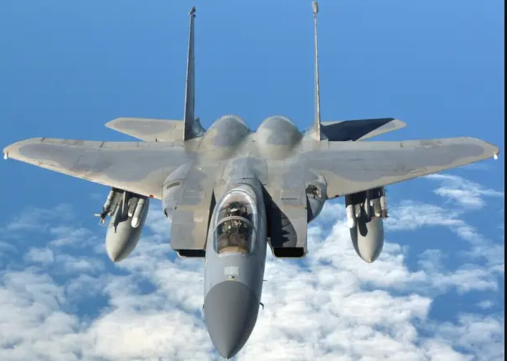 F-15 laban sa F-16