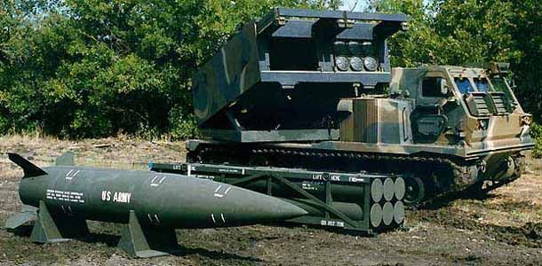 多管火箭炮M270