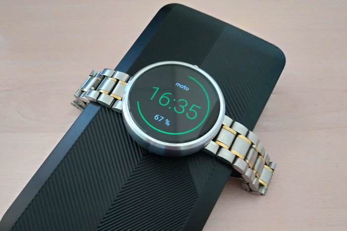 Jam tangan pintar Moto 360 1gen