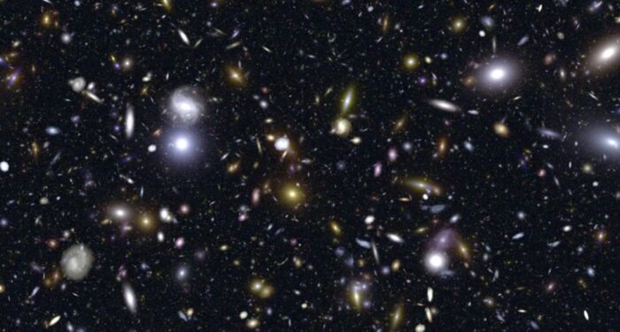 100 галактик одновременно
