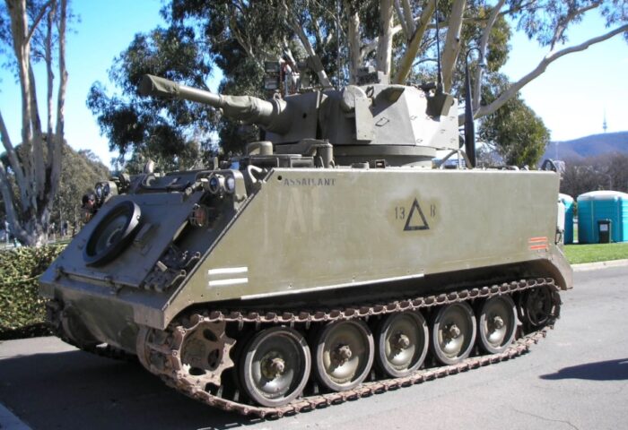 Bəbir-M113