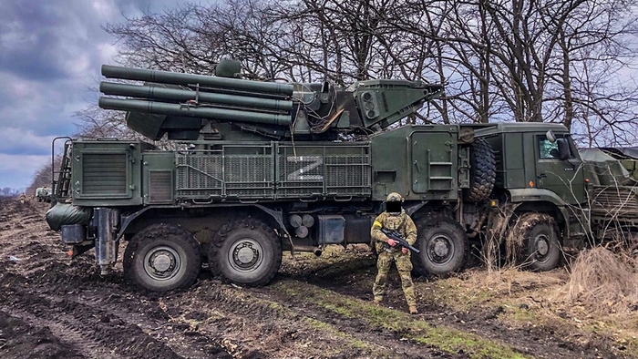 Українські військові збили першу ціль з трофейного ЗРГК Панцирь–С1