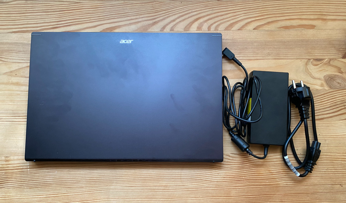 Acer A715-51G Laptop Review - Root-Nation.com