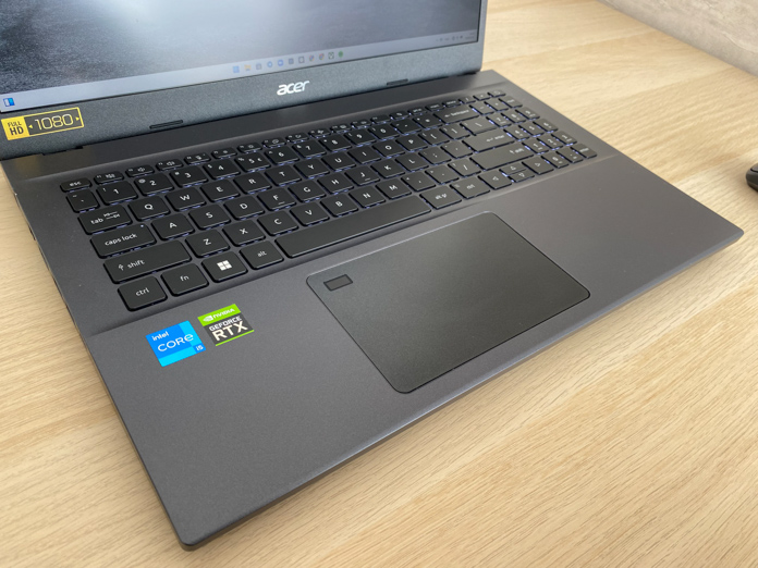 Acer Aspire 7 Touchpad