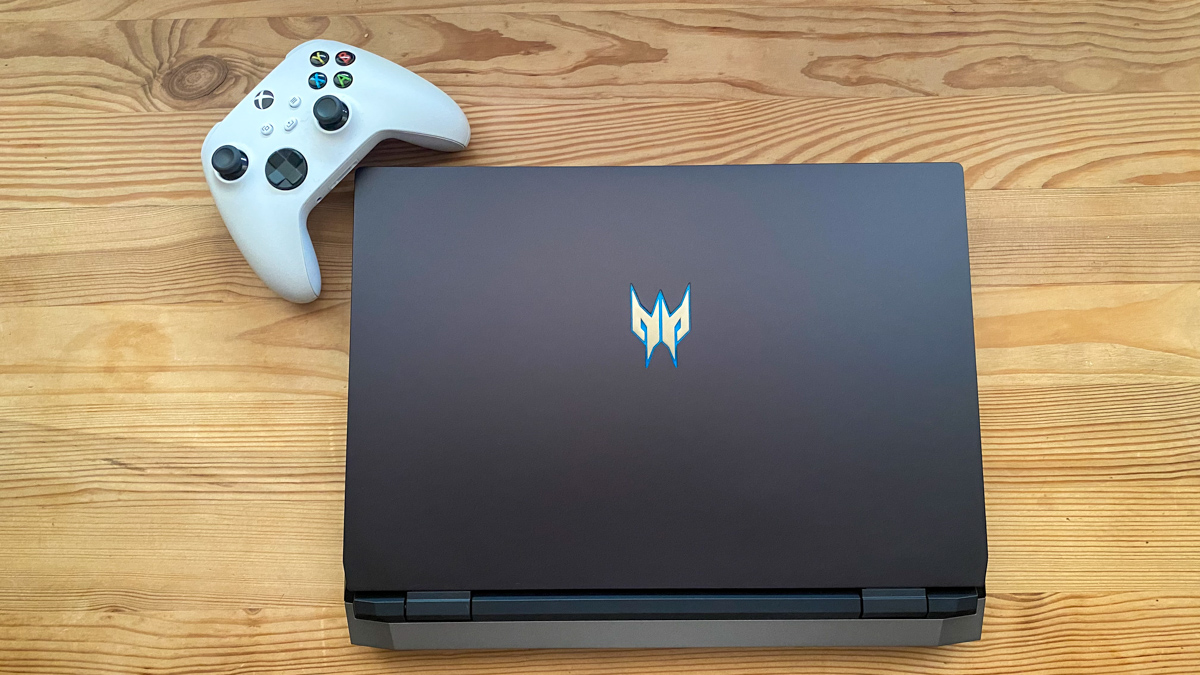 Acer Predator Helios 300 PH315-55-764C Review - Root Nation