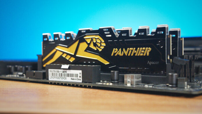 Apacer Panther DDR4 2400 3200 8GB