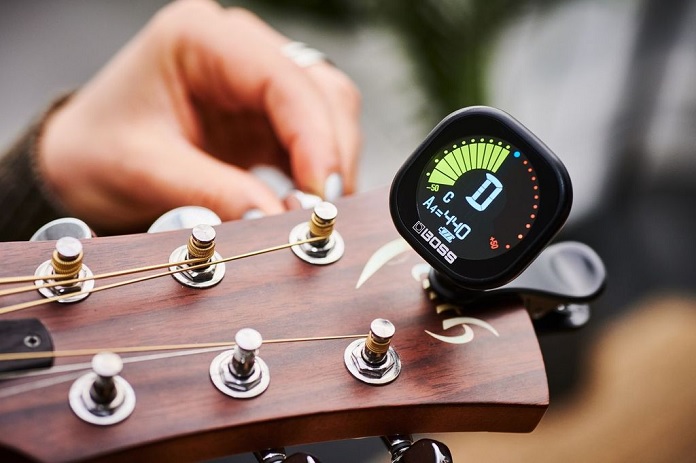 Clip-On Guitar Tuner