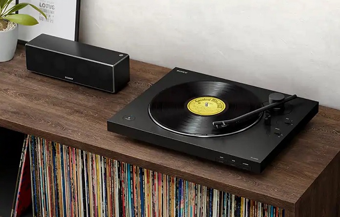 Vinyl Turntable