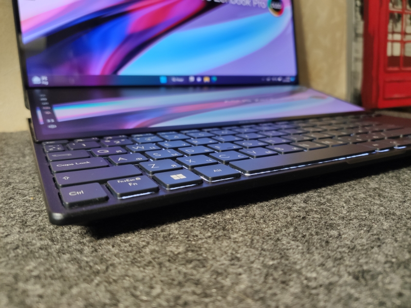 ASUS Zenbook Pro 14 Duo OLED