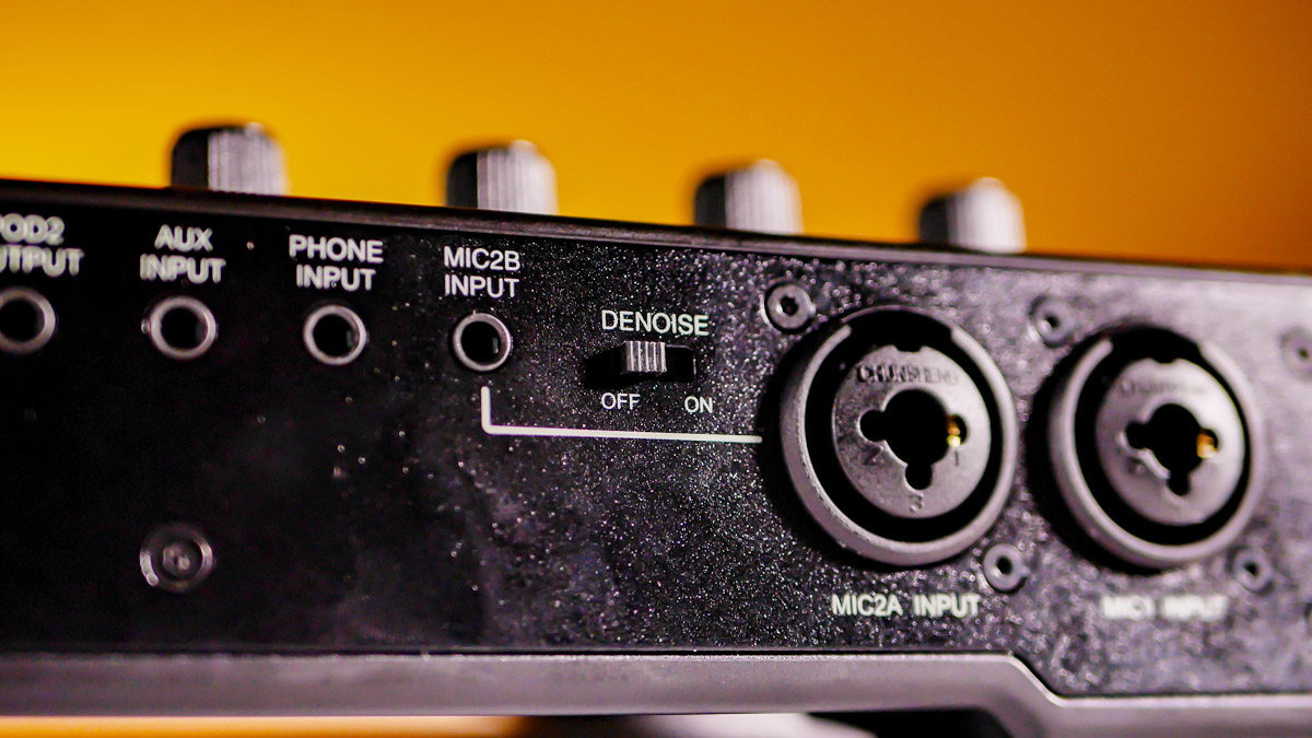 Maonocaster AM100 podkast mikseri