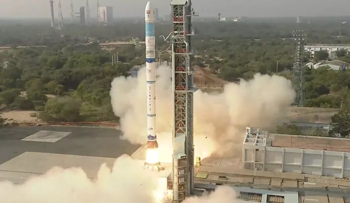 印度小型运载火箭成功完成首次太空任务