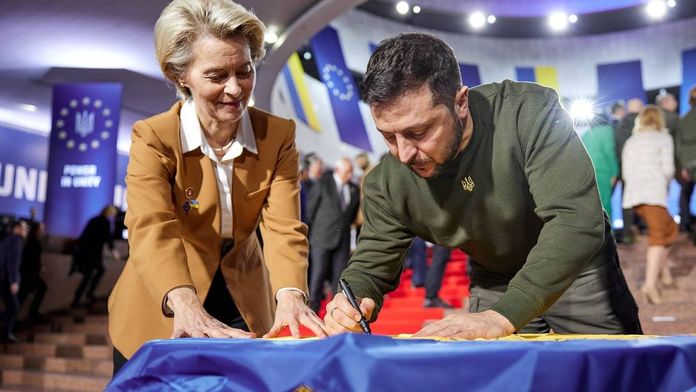 สหภาพยุโรปได้ขยายอัตราภาษีบริการโรมมิ่งฟรีสำหรับชาวยูเครน