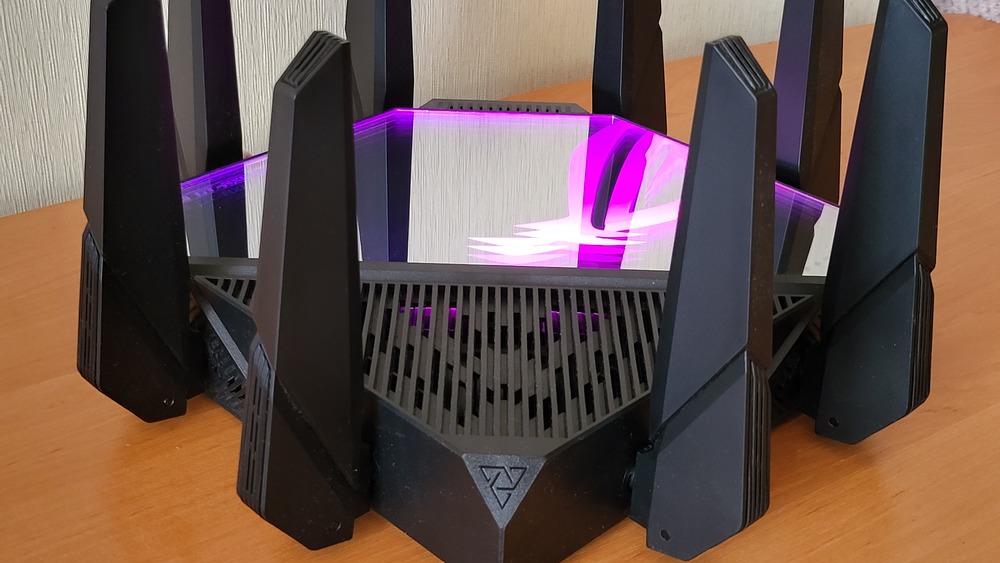 ASUS ROG GT-AXE16000