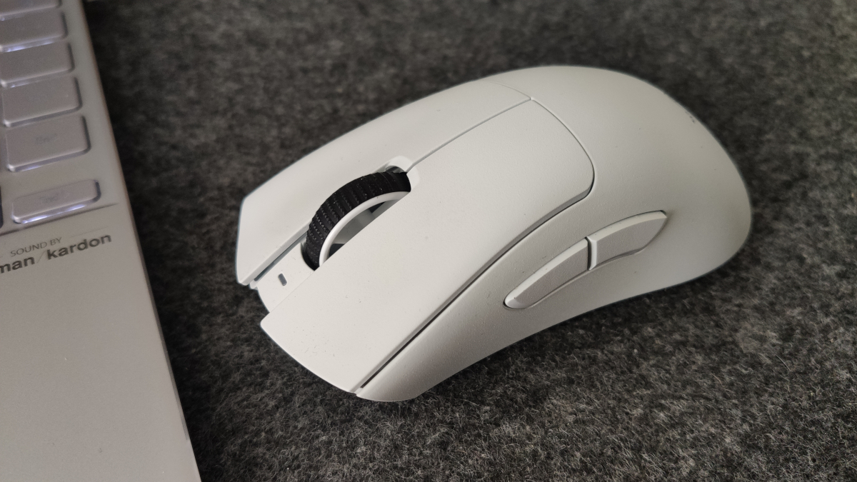 Razer DeathAdder V3 Pro: огляд просунутої ігрової мишки