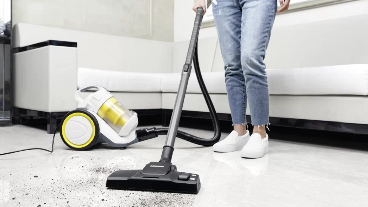 Vacuum Cleaner