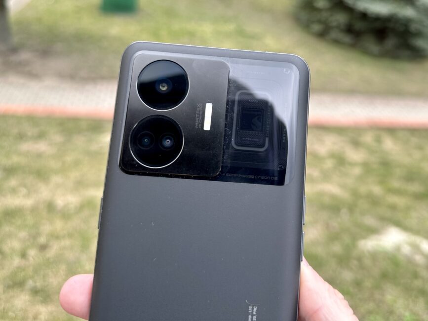 Realme GT3