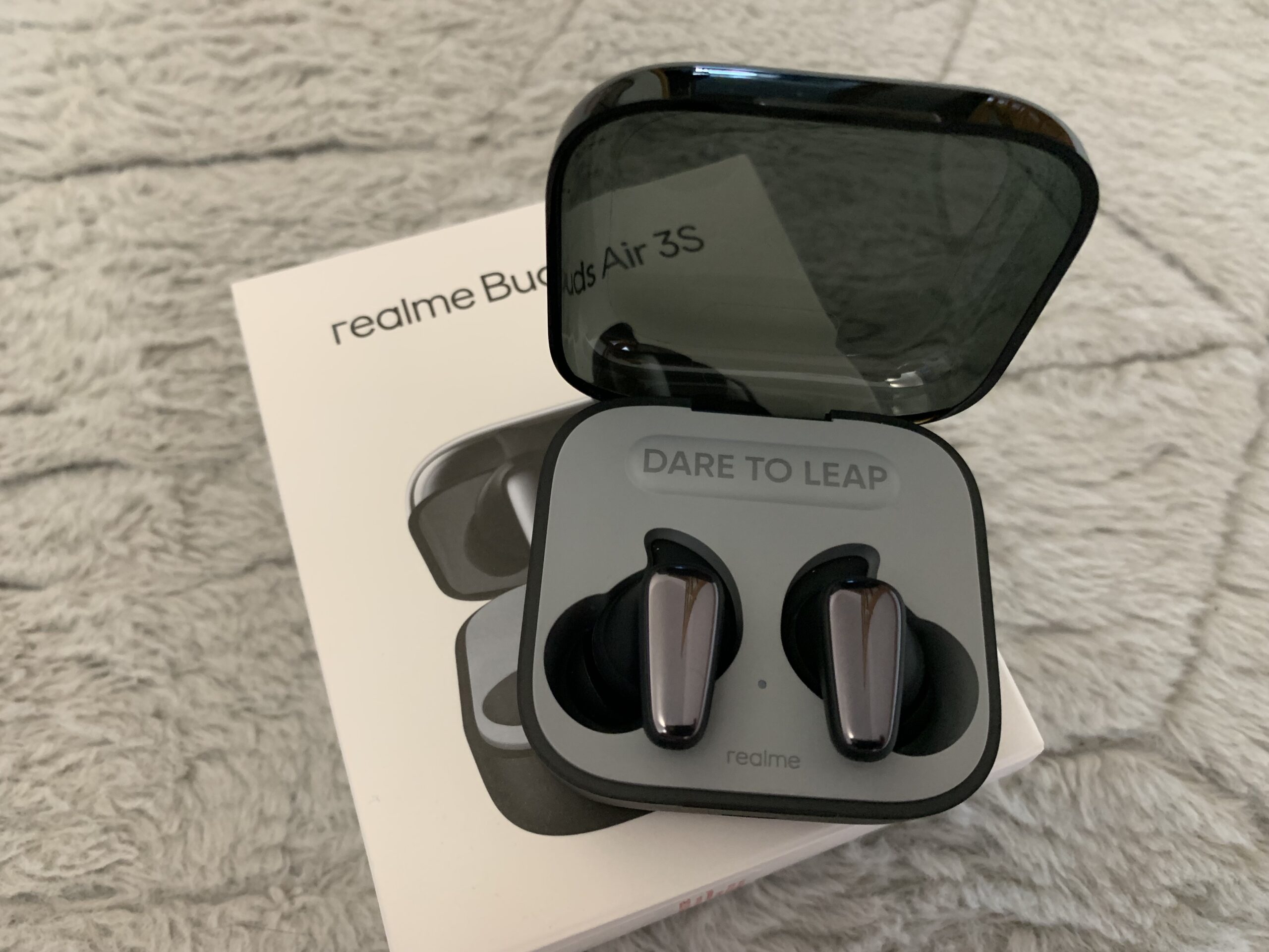 Realme dare online headphones