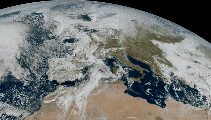 一顆新的歐洲氣象衛星發回地球的壯觀照片