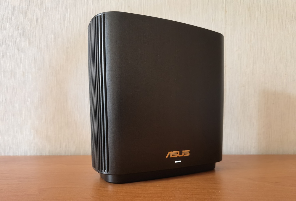 ASUS เซนไวไฟ XT9