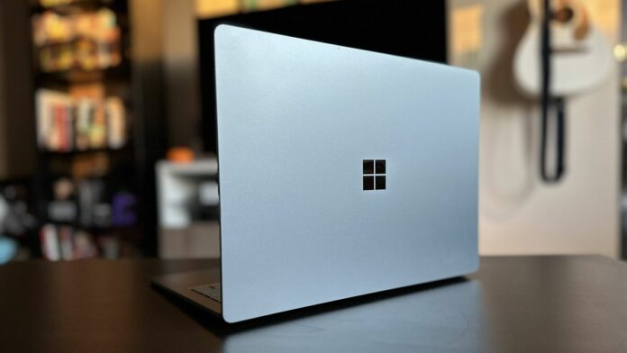 Microsoft 5 лаптоп повърхност