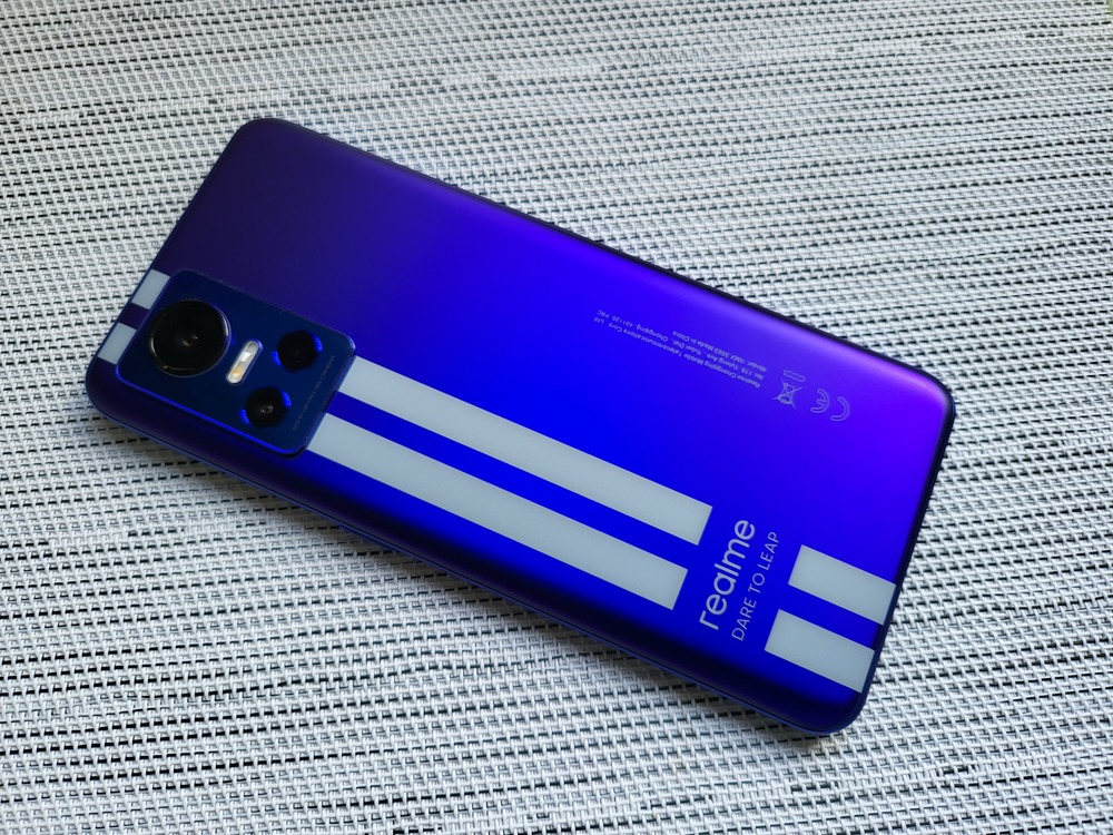 realme GT Neo 3